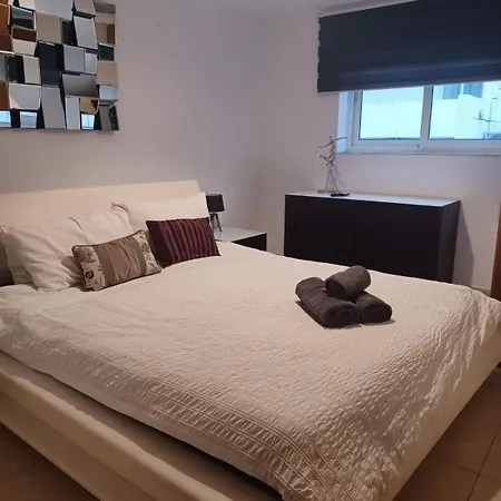 Apartment 2 Bed Apt *
